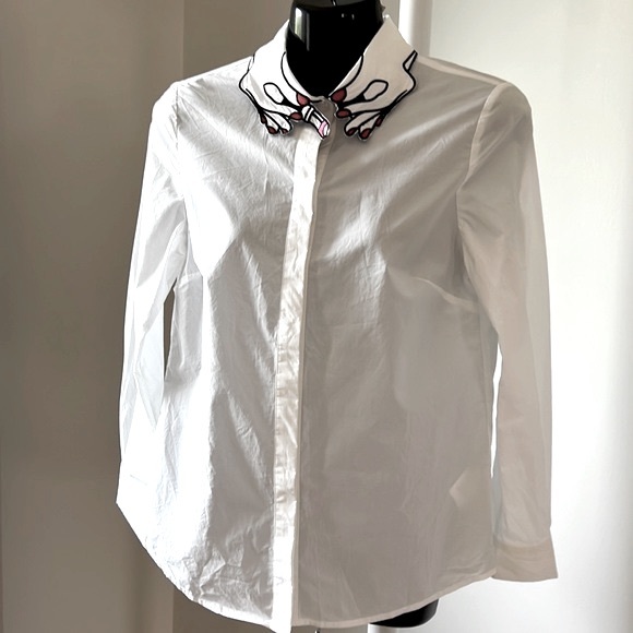 Gilmar Lady White Shirt with Finger Embroidery collar. Size (S) - Picture 3 of 5